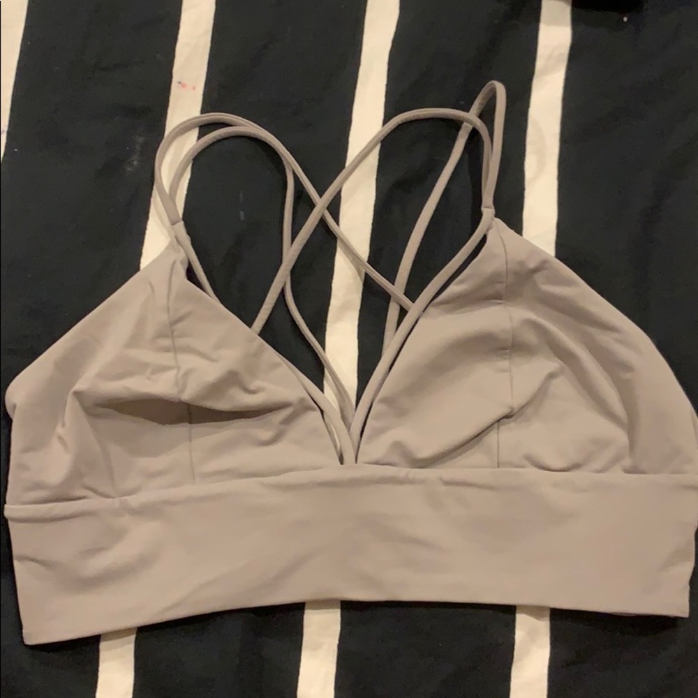 Lululemon sports bra